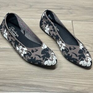 Skechers shoes womans 9.5 Cleo brown flowers  Print Flats ballets Comfort Eco